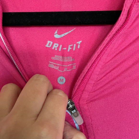 Long sleeve Nike shirt - Picture 3 of 3